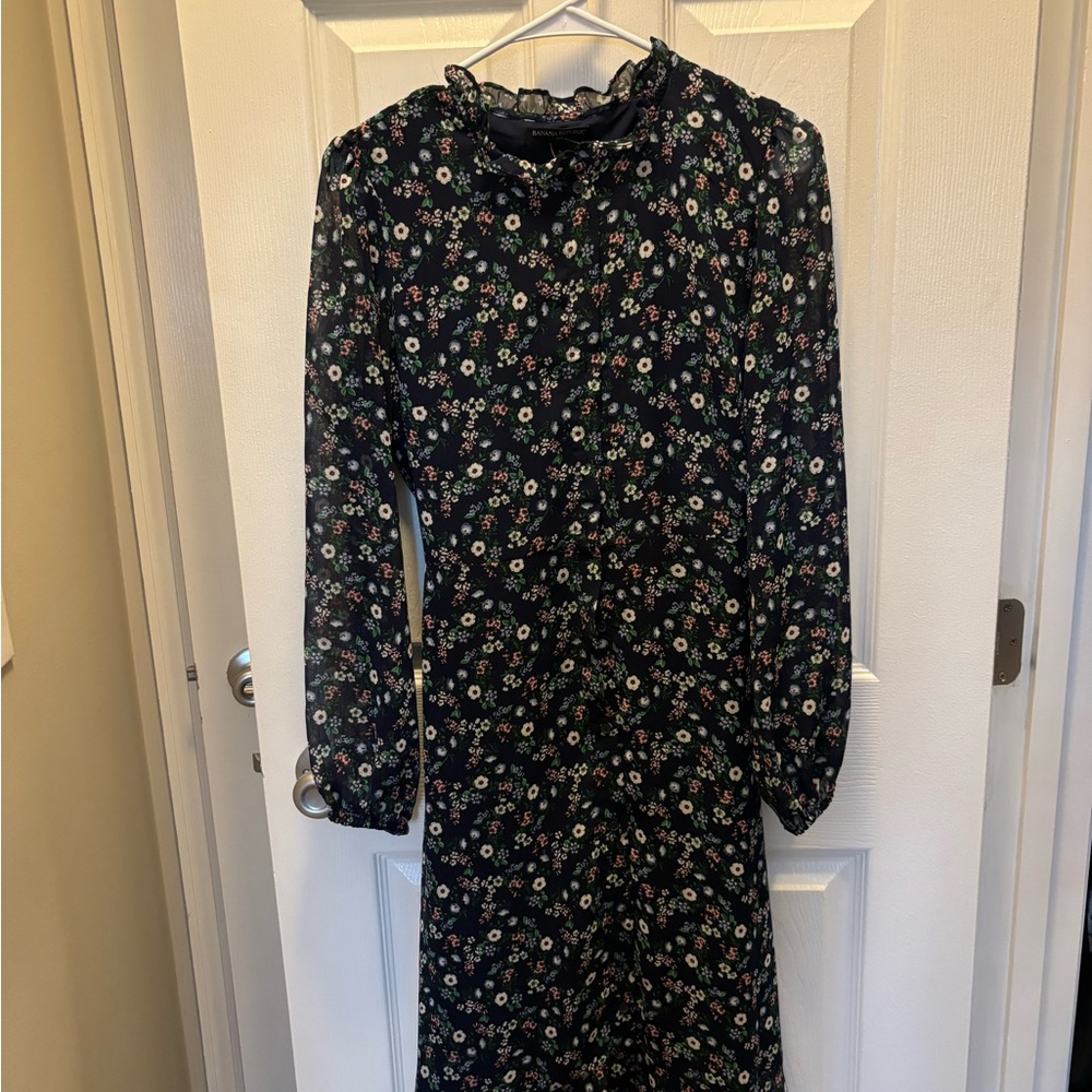 Banana Republic Navy Floral Long Sleeve Dress